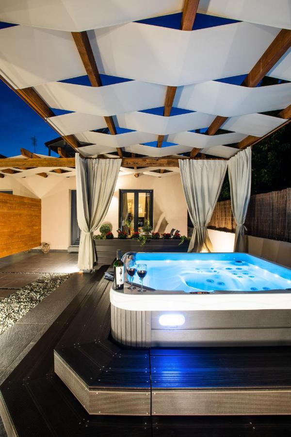 קאלאבאקה Meteora Boutique Villa A מראה חיצוני תמונה